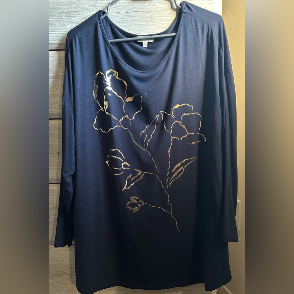 Elegant Navy Blue Floral Top